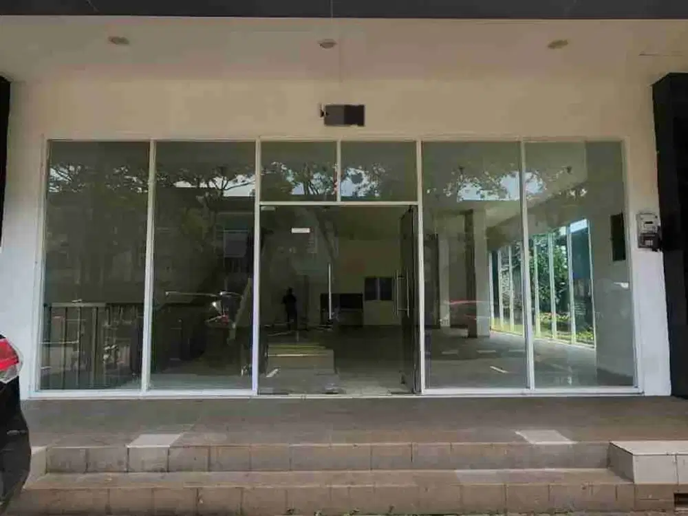 Ruko 4 lt Lebar 10 Meter Strategis