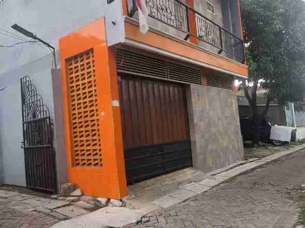 Kost 2 Lantai Murah Full Penghuni Ngomset di Kedung Asem, Rungkut, Sby Timur