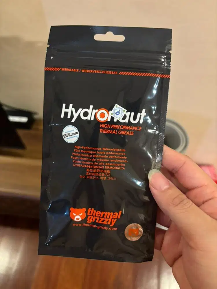 Thermal Grizzly Hydronaut