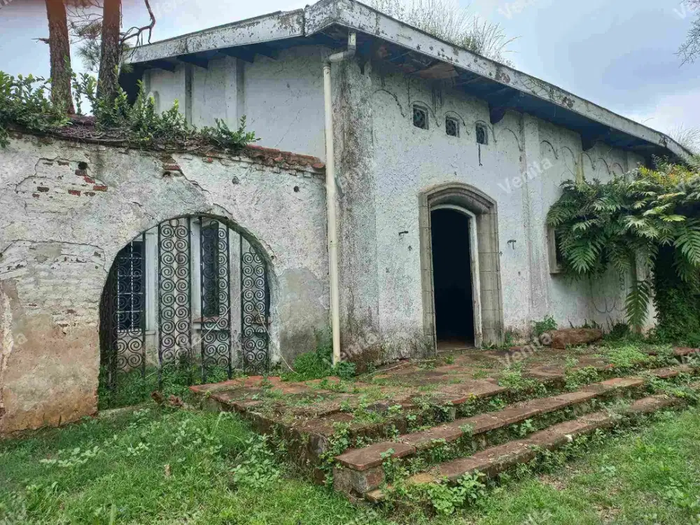 Tanah luas dijual cepat