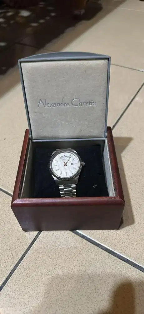 Alexandre Christie Classic Steel AC 8674 MD atau AC 5004 ME