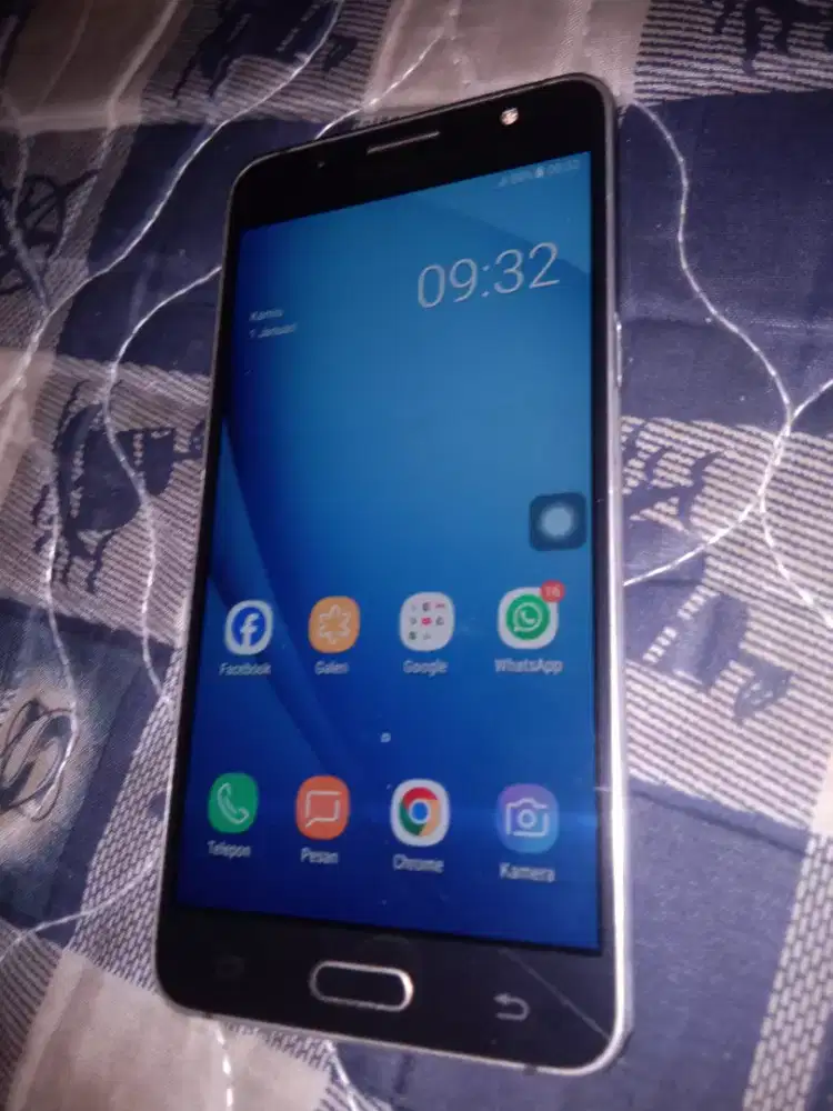 Samsung Galaxy J5 NFC(2016) Minus