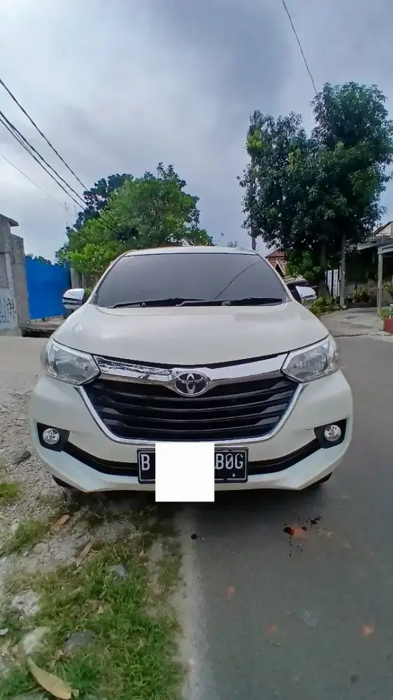 Dijual toyota avanza type g 2017 matic pajak hidup atas nama sendiri