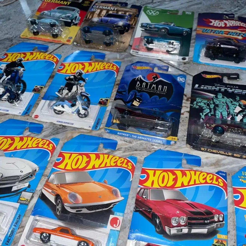 Hotweels dan matchbox koleksi pribadi - pensiun jual bu