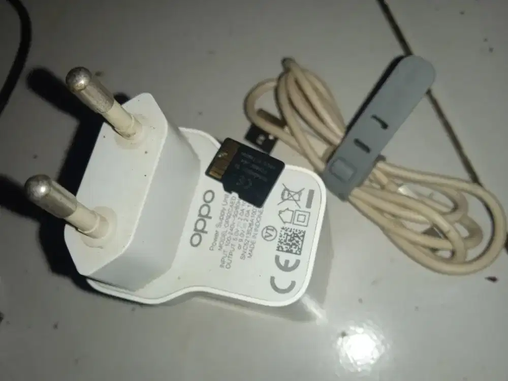 Charger oppo 18wt