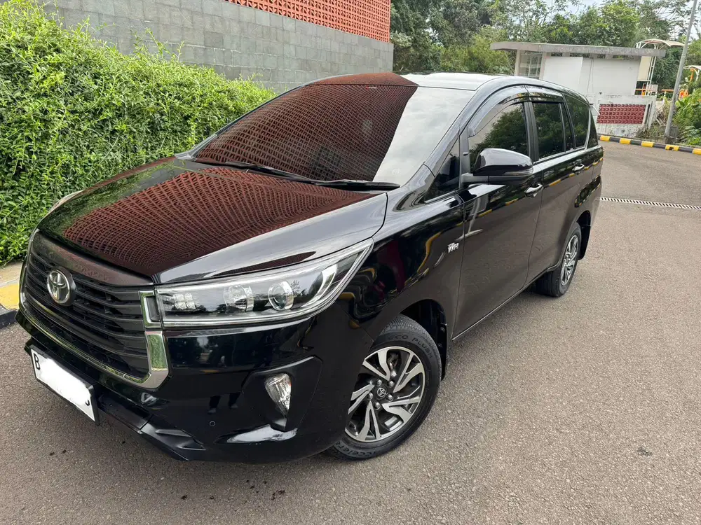 Jual Toyota Kijang Innova Reborn V Bensin 2020