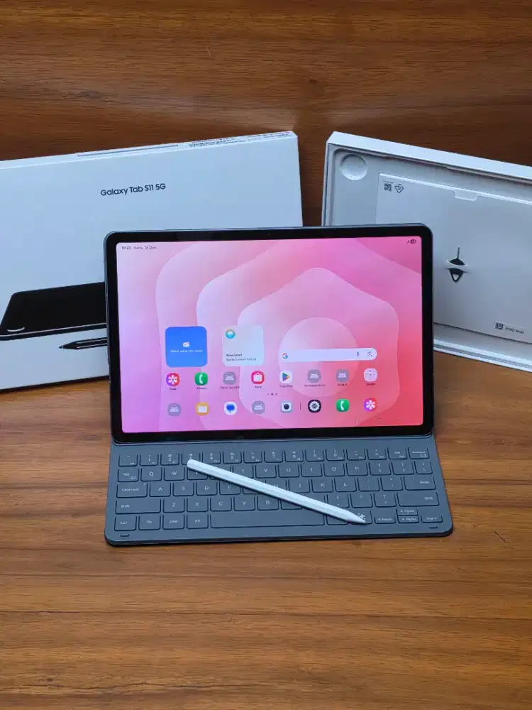 Samsung Tab S11 5G 12/256GB Include Keyboard dan Spen