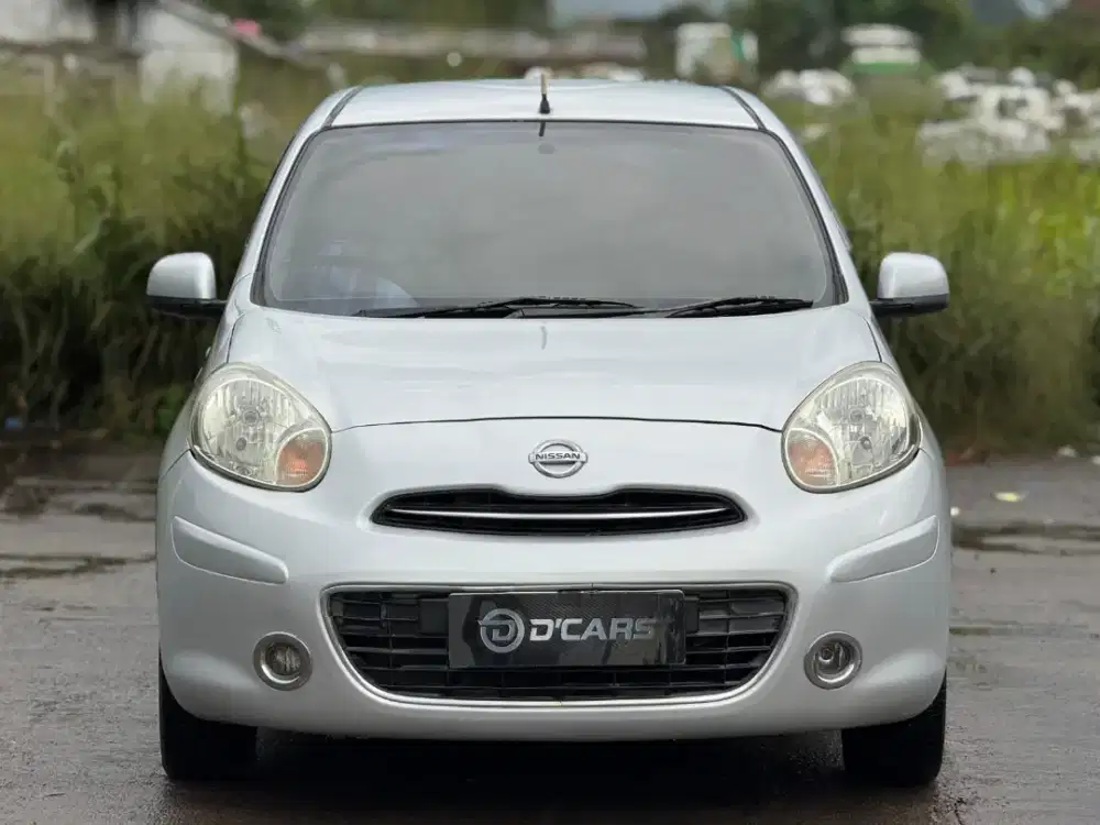 Nissan March XS 1.2L Matic 2012 DP MURAH TINGGAL PAKAI AYLA