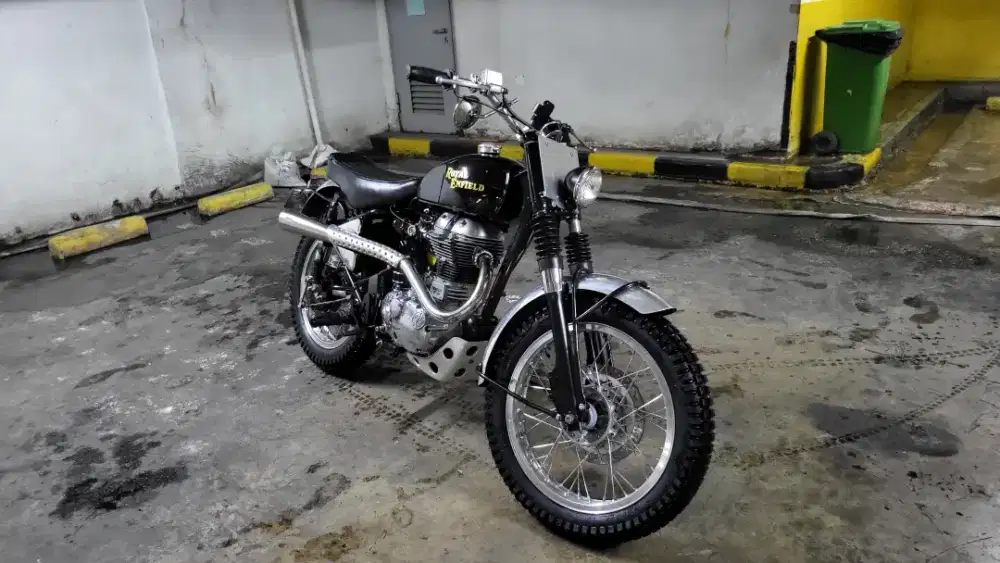 Royal Enfield Classic Modif Tracker/Scrambler