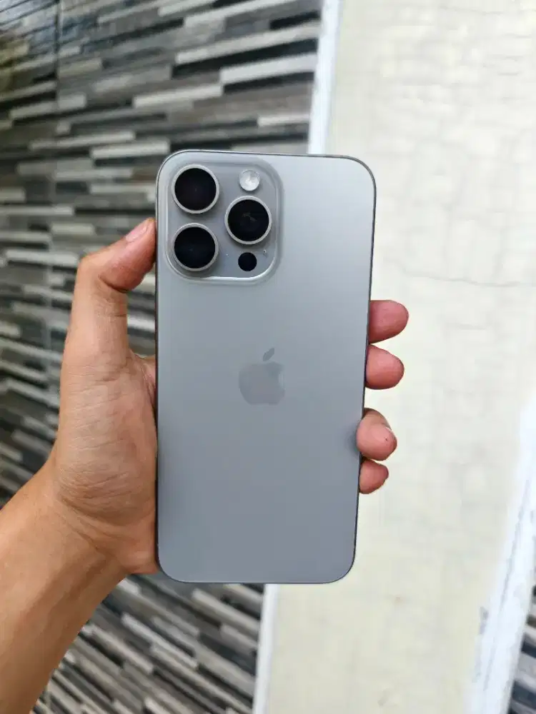 Iphone 15 pro max 256GB like new