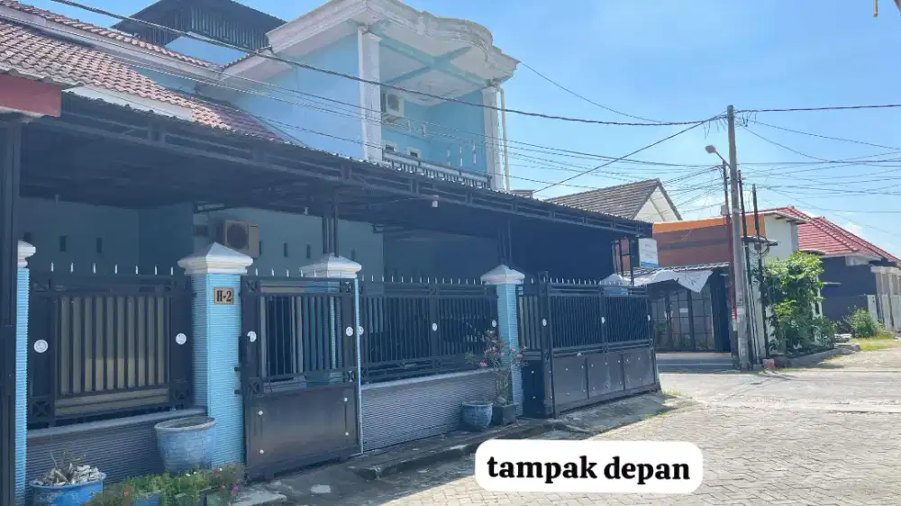 Dijual Rumah 2 lantai  Modern Minimalis Di Mojokerto