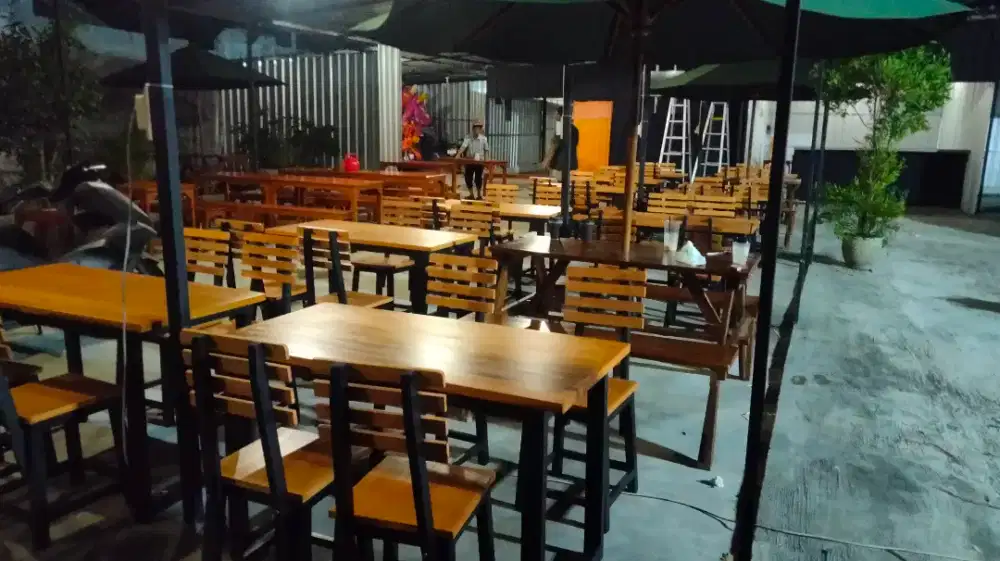 Meja kursi set cafe stok ready
