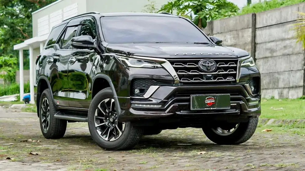 Toyota Fortuner VRZ GR sport 2.8 AT 2022