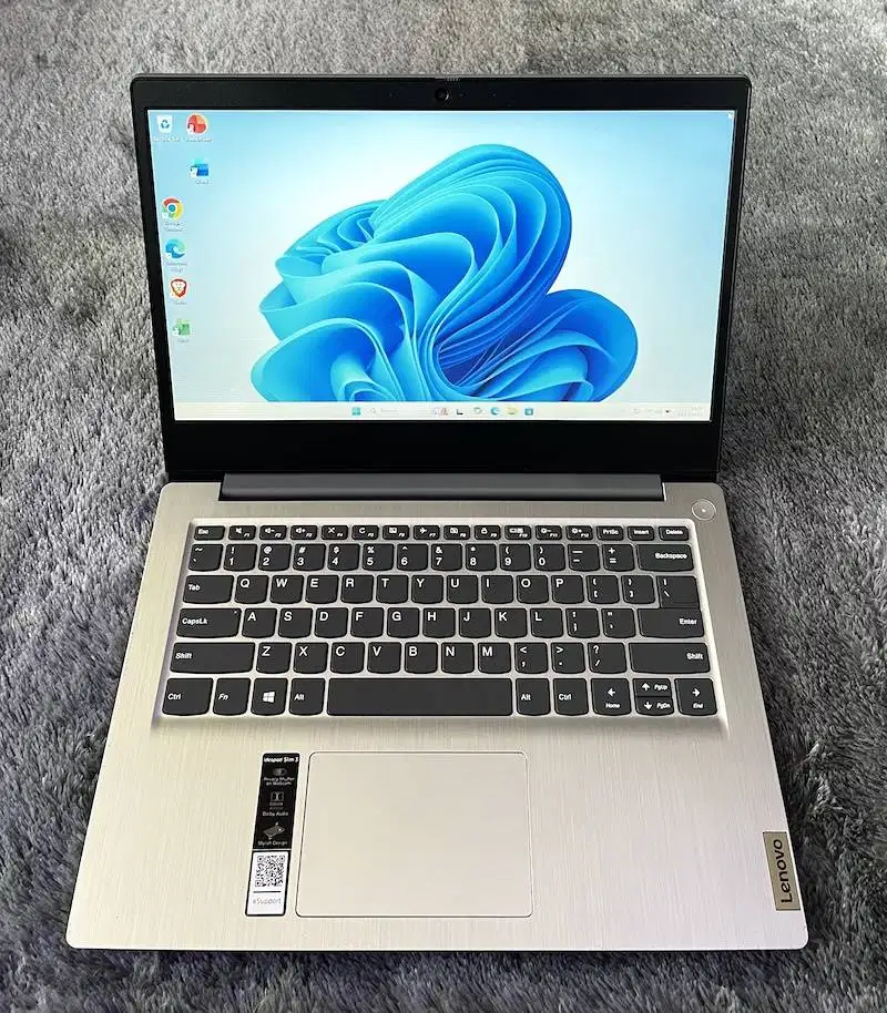 Lenovo Ideapad Slim 3 AMD 3020e 8GB/256GB NVMe