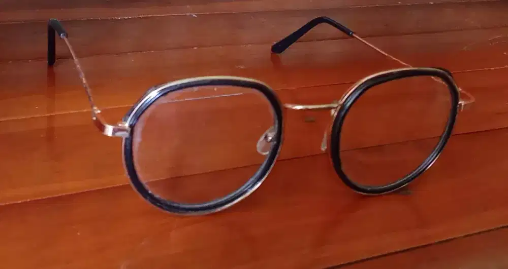 kaca mata vintage