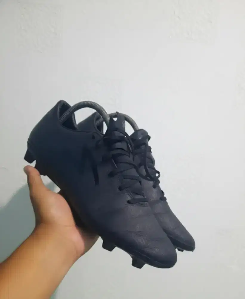 Sepatu specs Accelerator Lightspeed 20 fg Tripel Black