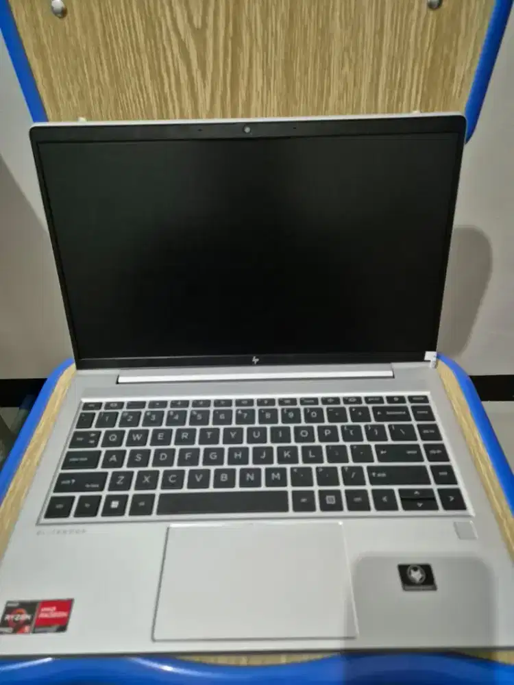 Judul : 

HP EliteBook 645 G9 AMD Ryzen 5 Pro 5675U Ram 16GB SSD 512GB