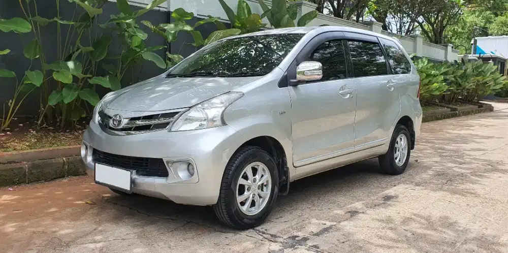 Toyota Avanza G matic A/T 2012