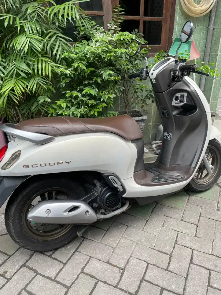 SCOPPY PUTIH/WHITE 2023