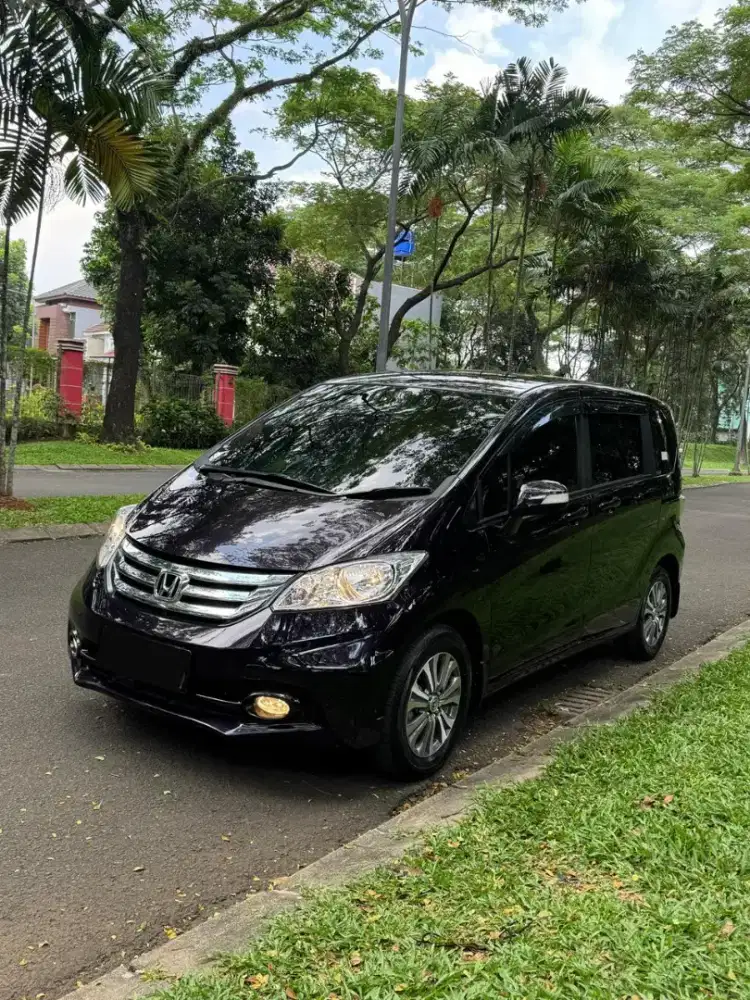 Honda Freed E PSD Tahun Last Edition