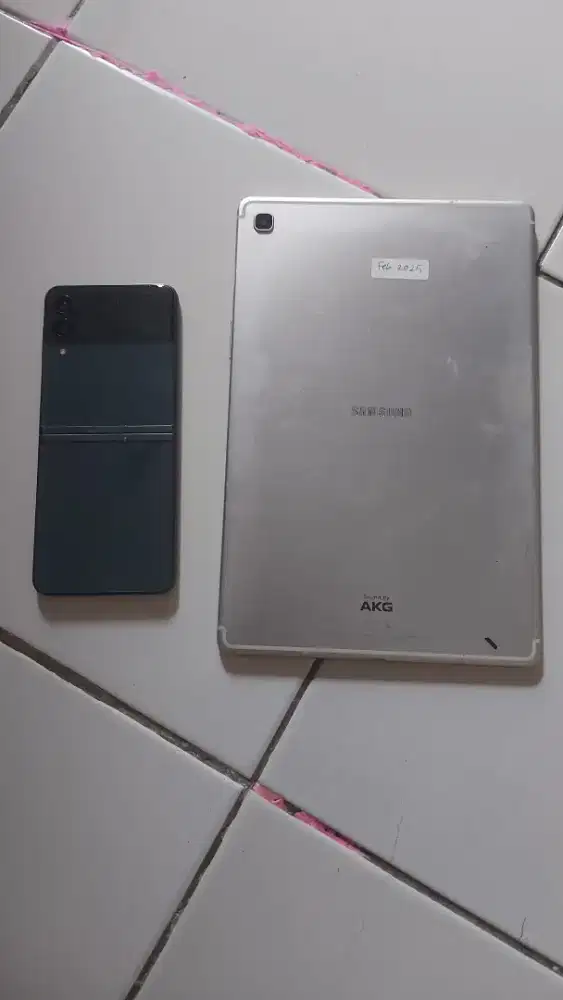 Samsung z flip3 samsung tab s 5e