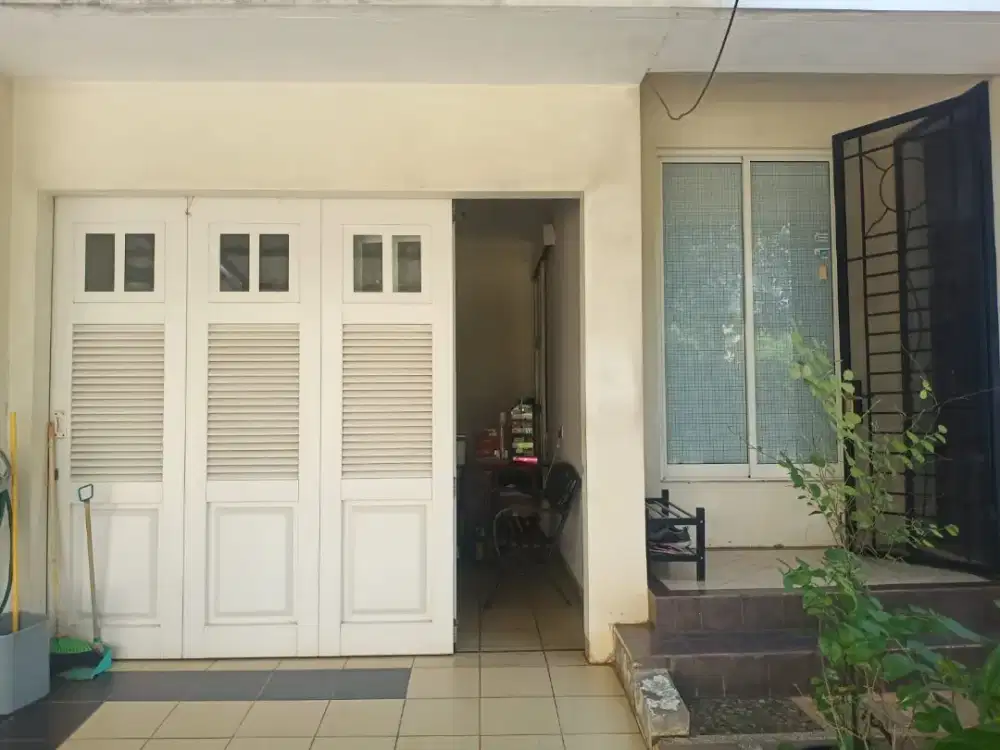 Dijual Rumah Pondok Hijau Golf – 3 Kamar, SHM, Hadap Timur Laut
