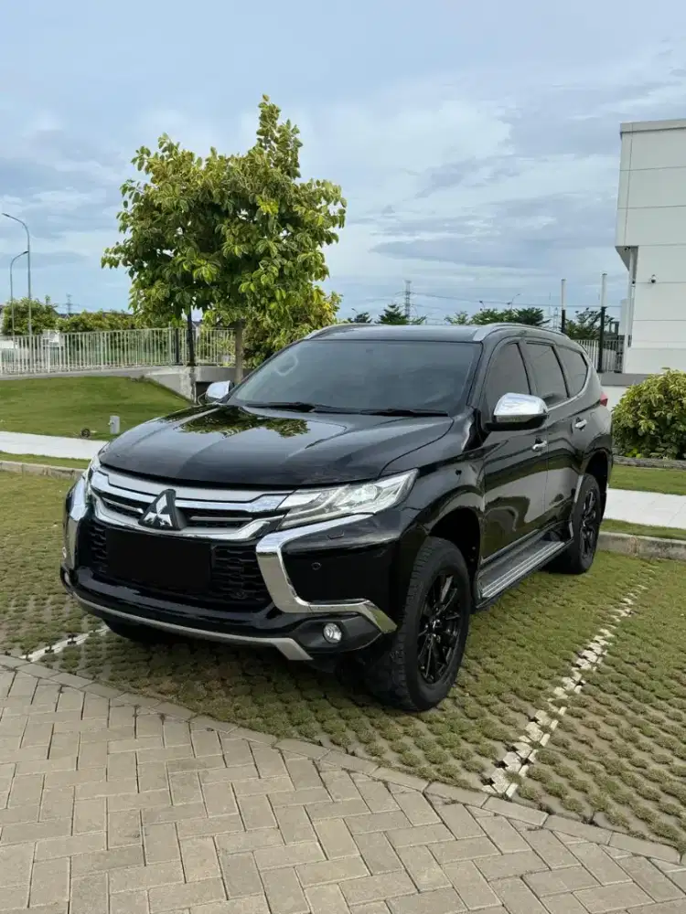 Pajero Sport Dakar 4x2 Tahun 2018 AT