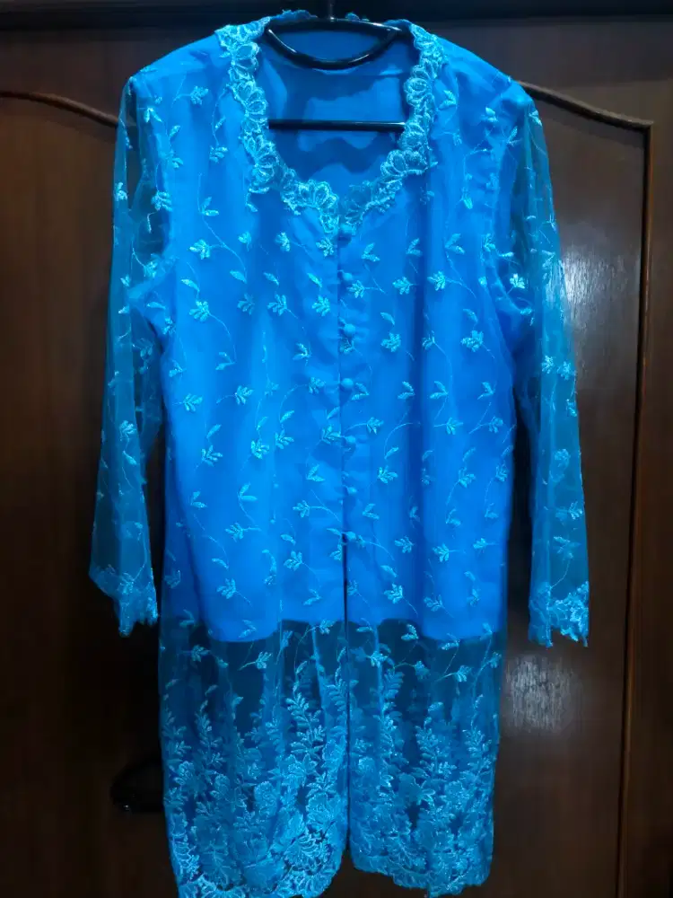 Atasan Premium Second kondisi masih bagus jarang dipakai