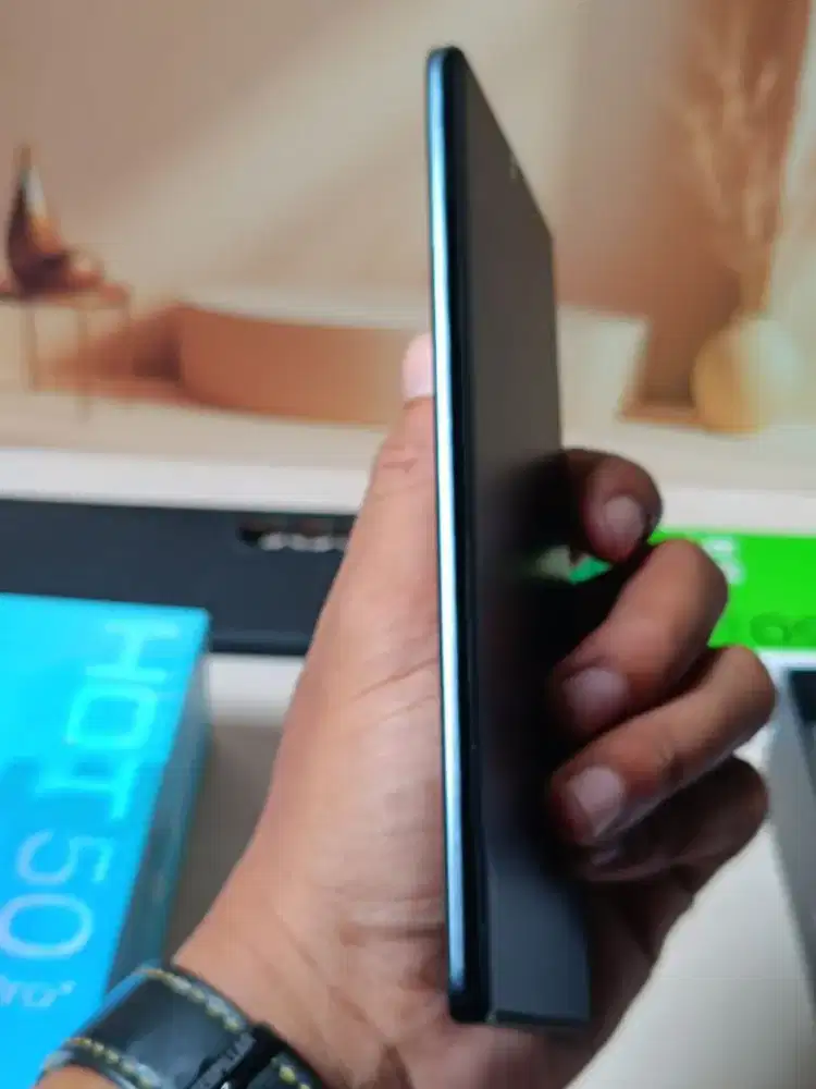 Infinix hot 50 pro plus
Ram 8/256