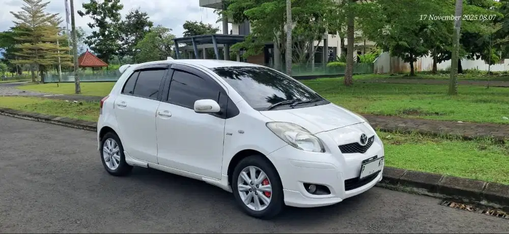 YARIS BAKPAO 2010 PUTIH MULUS TERAWAT, SIMPANAN