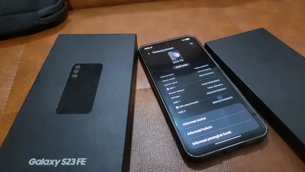 Samsung S23 Fe  8GB / 256 GB  hitam