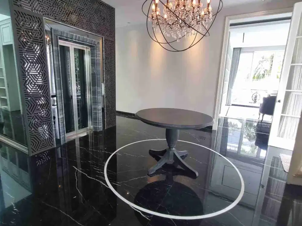 Rumah Mewah Villa Arta Gading Hoek Kelapa Gading