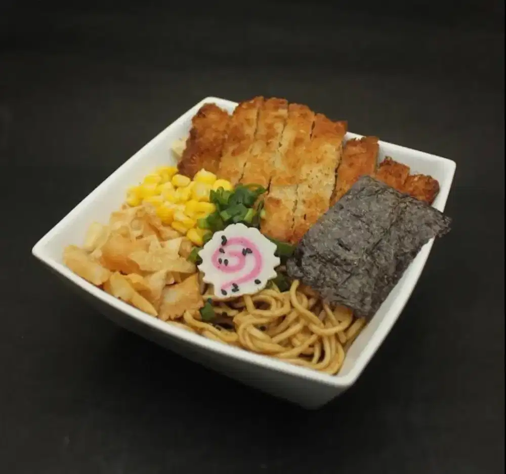 Karyawati Kedai Makanan