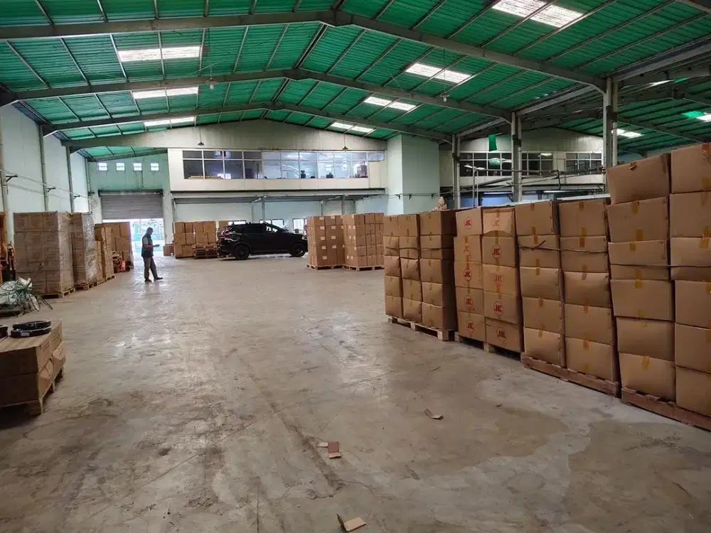 Pabrik Jababeka Cikarang: LT 2760 m2, LB 2000 m2, Jual Cepat Murah