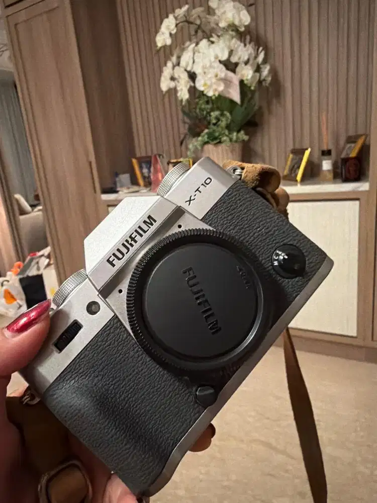 Jual kamera Fuji XT10 body only