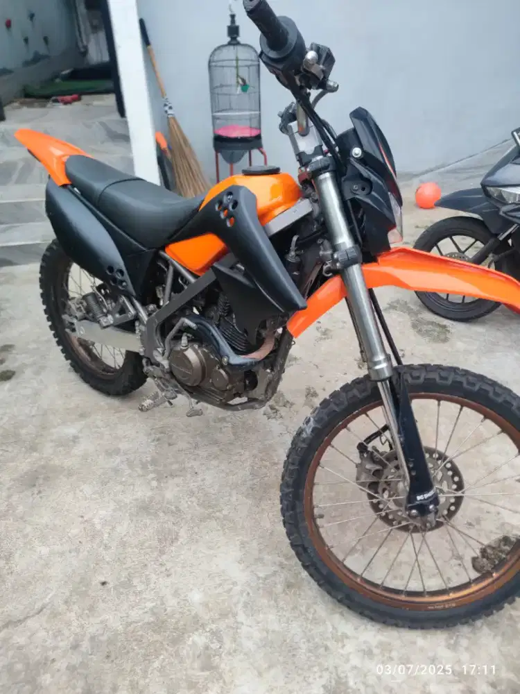 Dijual motor kawasaki Dtracker tahun 2014