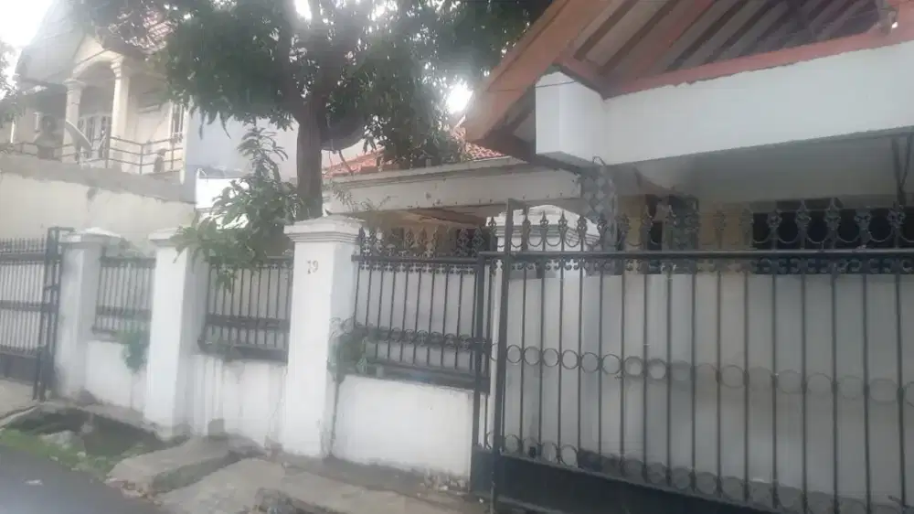 Disewakan Rumah Nyaman dan Aman Di Jalan Karya Utama