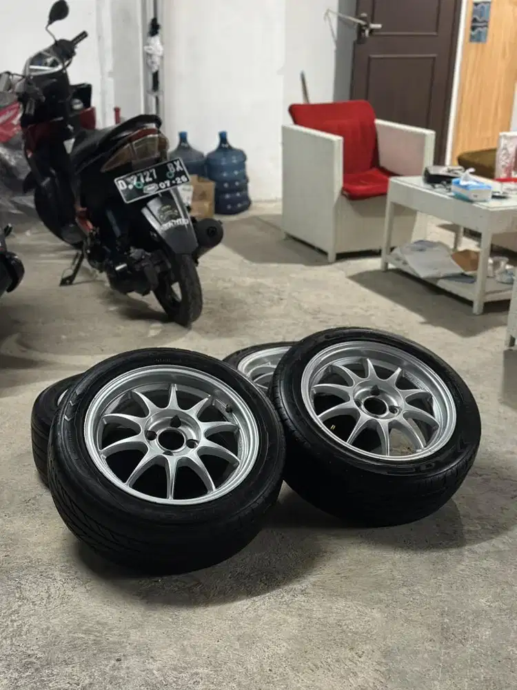 Velg enkei tarmac r15 ban 195/50