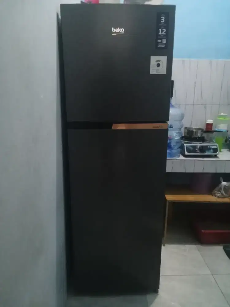 Kulkas beko 2 pintu
