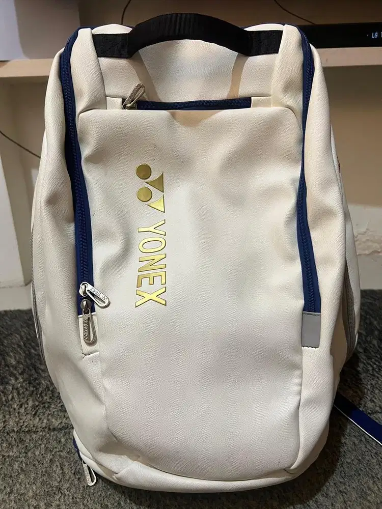 tas badminton yonex