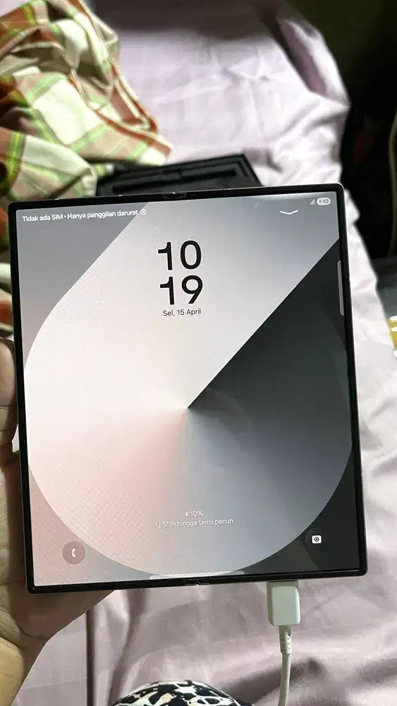 Samsung Galaxy Z Fold 6