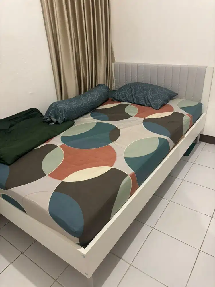 DIPAN + KASUR (JUAL RUGI)