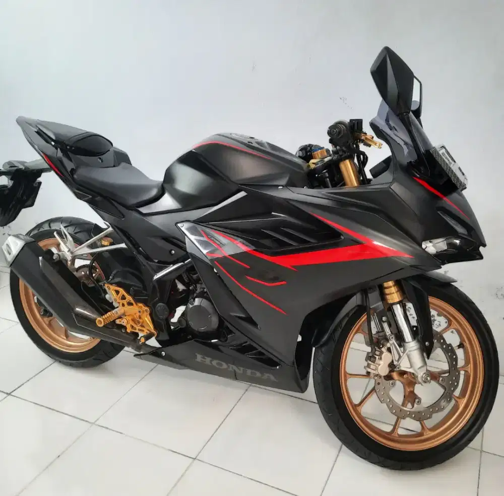 All New CBR 150R 2022 KM Rendah Pajak Hidup . CBR 150 R . CBR 150
