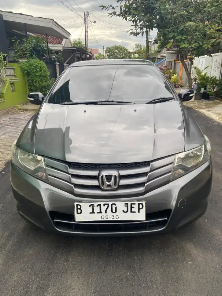 Honda City E .5 at istimewa dan super mulus