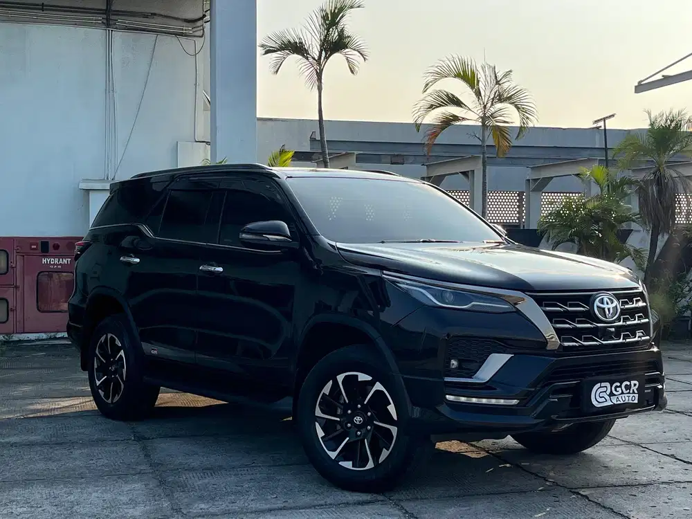 KM 44RB LOW !! TOYOTA FORTUNER GR 2.8 SPORT 4x2 2022 AT MDL 2023/2024