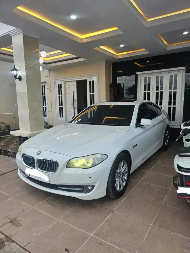 Jual Honda BMW taun 2013 ss komplit pajak of bodi mulus tinggal has