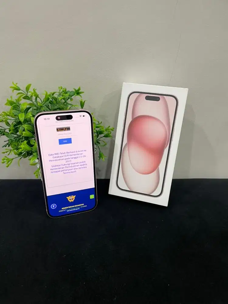IPhone 15 256GB Pink mulus Fullset Ori BH 100% Imei Bea Cukai