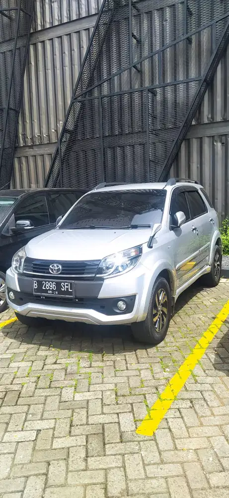 Toyota Rush 2015 Bensin