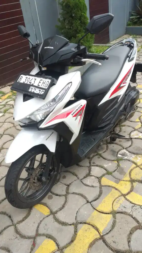 DIJUAL HONDA VARIO LED 125  CC CBS ISS
