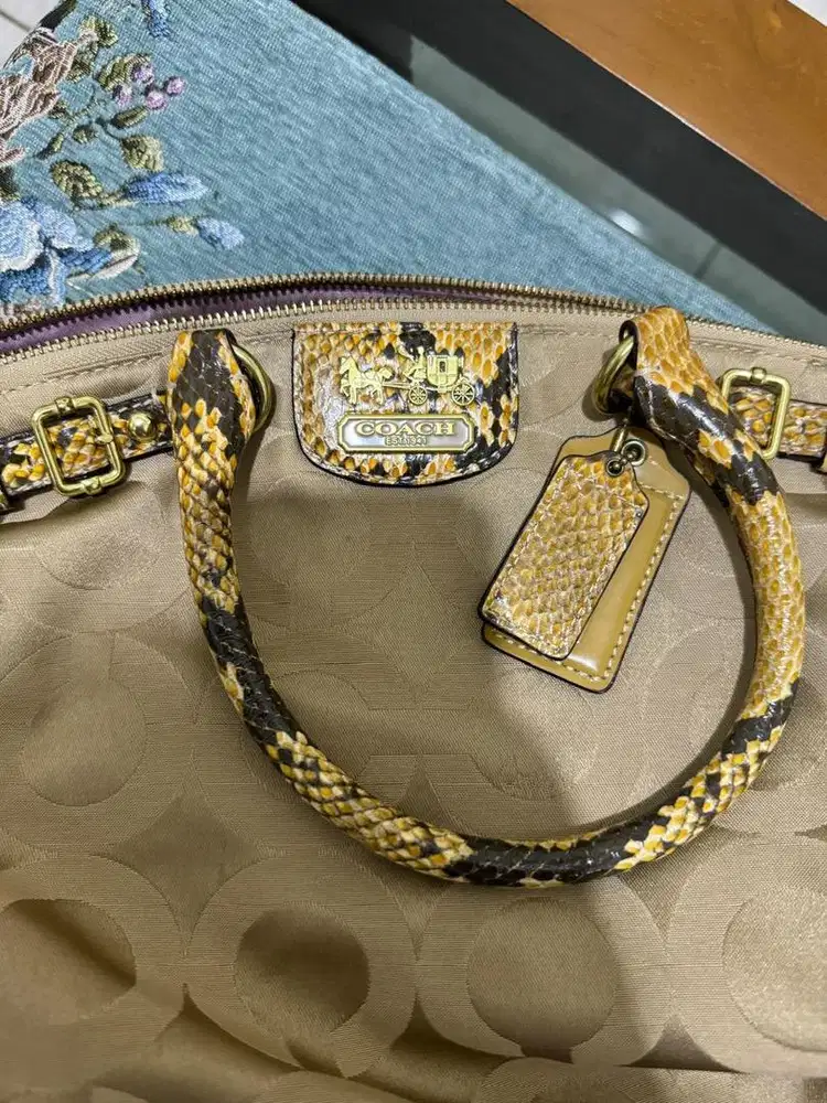 Coach Bag - Daily use